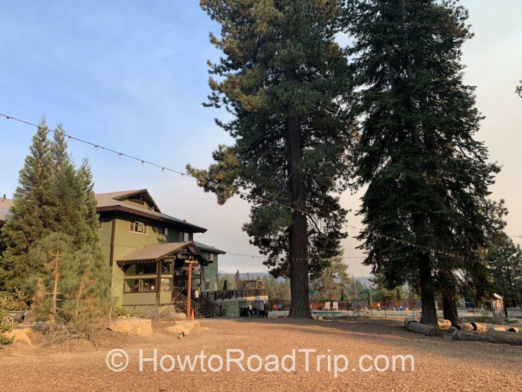 Montecito Sequoia Lodge